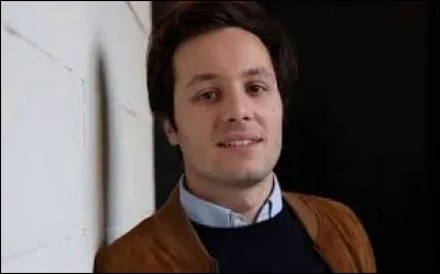 Quel rappeur partage un duo avec Vianney sur la chanson "La même" ?