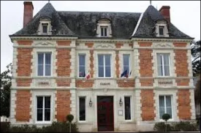 Ville de Nouvelle-Aquitaine, dans l'agglomération de Châtellerault, Dangé-Saint-Romain se situe dans le département ...