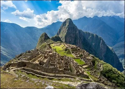 Qui a construit l'ancienne cité nommée Machu Picchu ?