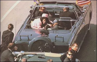 L'assassinat de John F Kennedy à Dallas a eu lieu le :