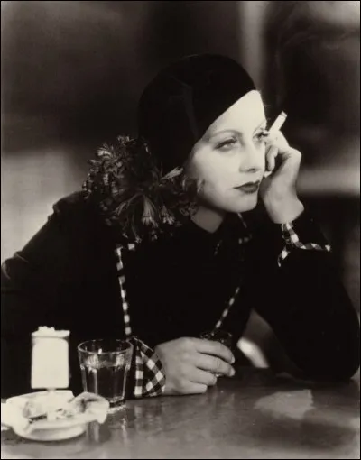 Dans quel film Greta Garbo a-t-elle tenu son premier rôle parlant ?