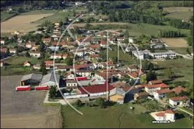 Commelle est une commune d'Auvergne-Rhône-Alpes située dans le département ...