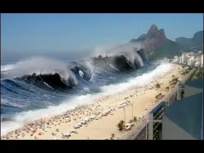 Un séisme peut produire un tsunami s'il se produit sous l'eau.