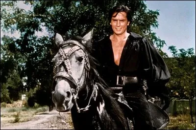 Quel est ce film de cape et d'épée, réalisé par Christian-Jaque en 1964, dans lequel Delon est Guillaume de Saint-Preux ?