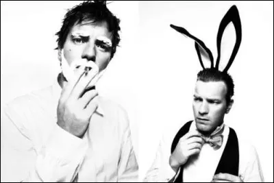 Sous ces oreilles de lapin, un acteur écossais qui a appris à manier le sabre