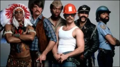 Durant quelle décennie est sortie la chanson "YMCA" du groupe Village People ?