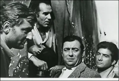 Toujours en 1966, quel homme est-il dans le film qu'il tourne avec Costa-Gavras ?