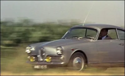 En 1970, il joue aux côtés de Romy Schneider dans un film de Claude Sautet. Quel est ce film ?