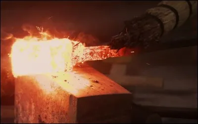 Battez-moi, battez-moi, battez-moi ! Suis-je si méchant pour mériter ces coups ?