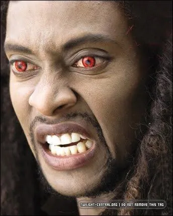 Dans 'Twilight : Tentation' Laurent vient pour ... ?