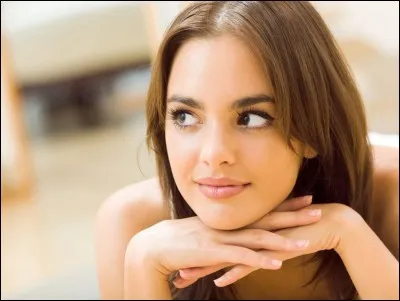 Pour toi, es-tu la plus belle ?