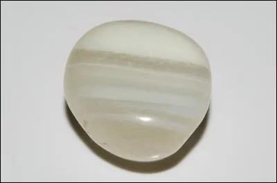 Comment se nomme cette pierre ?