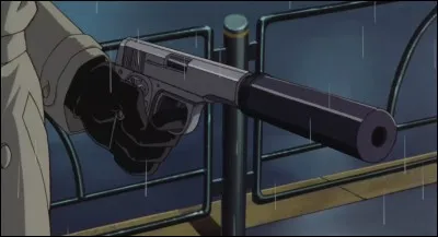 Dans le film 4 qui est intitulé "Mémoire assassine", comment s'appelle l'arme dont s'est servi le meurtrier ?