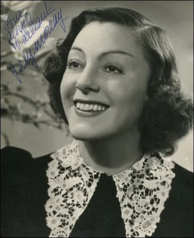 La demi-hune en caillebotis placée autrefois au sommet des mats à antenne avait pour nom la...