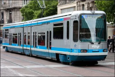 C'est le tram de quelle ville ?