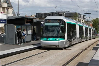 C'est le tram de quelle ville ?