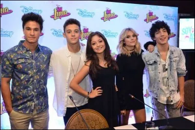 Combien y a-t-il de personnages ?