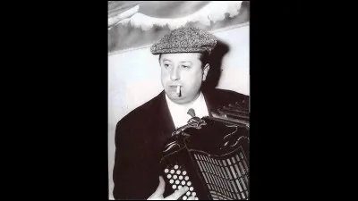 Cet accordéoniste est homonyne d'une ville d'Ardèche : laquelle ?