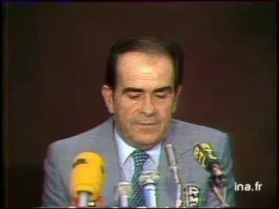 Quel est ce village de Picardie où le Prince de Monaco possède un château ?