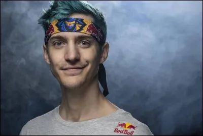 Qui est ce youtubeur ?