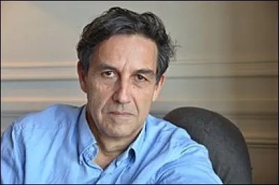 Ce démographe et essayiste, né en 1951, adepte de démarche de l'anthropologie historique, est l'auteur de "L'Invention de la France", "L'Invention de l'Europe" "L'Origine des systèmes familiaux". C'est Emmanuel...