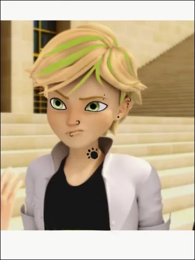 Adrien étudie quelle langue ?