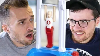 Durant combien de temps Squeezie a-t-il pratiqu&eacute; la gymnastique au 4 d&eacute;cembre 2018 ?