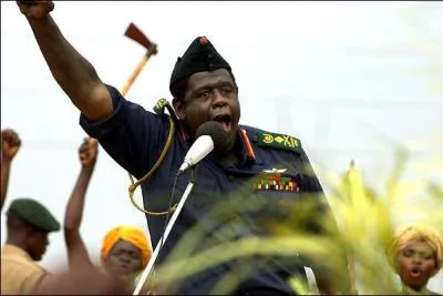 Dans quel film de Kevin Mac Donald, Forest Whitaker est si formidable ?