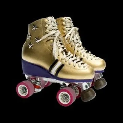 A qui appartiennent ces patins à roulettes ?