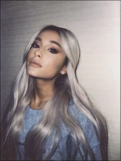 Quel titre a chanté Ariana Grande ?