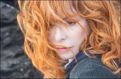 Quel titre a chanté Mylène Farmer ?