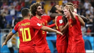 Quelle équipe nationale de football est surnommée "Les Diables rouges" ?