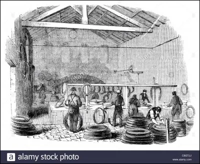 Au XIXe siècle et disposant de charbon et de fer, la Belgique connaît la révolution industrielle. Quelle fut sa meilleure place dans la liste des puissances industrielles mondiales ?