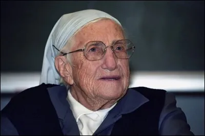 Qui fut souvent surnommée la « petite sur des chiffonniers » ou « petite sur des pauvres » ?