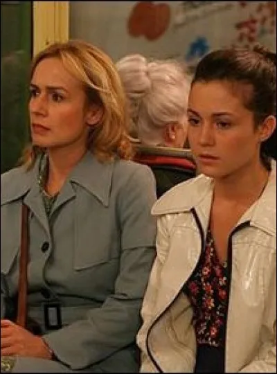 En 2013, elle tient le rôle de la mère d'une jeune fille enceinte dans un téléfilm réalisé par François Luciani et relatant un procès historique. De quel film s'agit-il ?