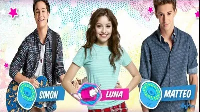 Ma guitare est bleue avec des éclairs :