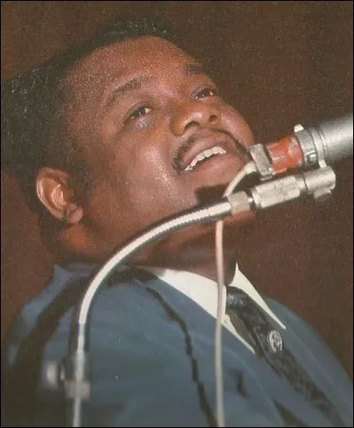 Ce chanteur porte le nom d'un jeu : lequel ?