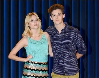 Je chante "Anderamos"avec Simon :