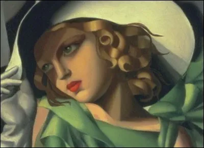 Quel écrivain a relaté le destin de trois femmes vivant à des époques différentes dans le roman "La femme au miroir" ?