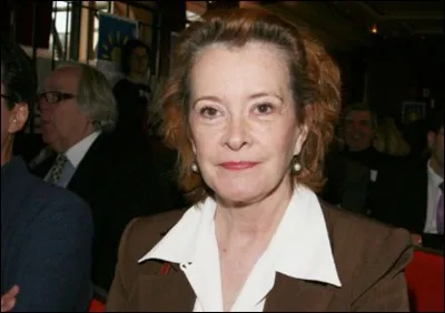 Cette actrice, née en 1944, qui a joué dans "Les Bronzés", "Courage fuyons", "Trois hommes et un couffin", "Quelques jours avec moi", "Agent trouble", c'est Dominique...