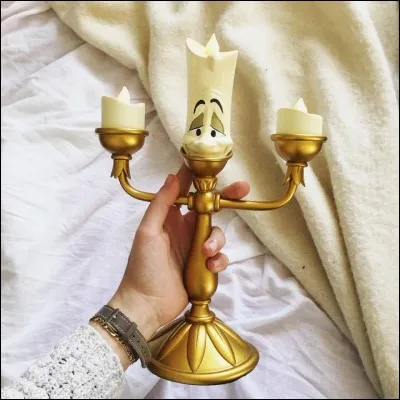 Comment s'appelle le chandelier ?