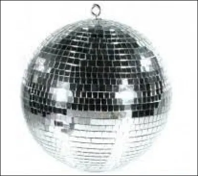 La boule à facettes de Noël !
Lors de quelle décennie a-t-elle connu ses heures de gloire ?