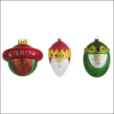 Comment s'appelle le personnage représenté par la boule de gauche ?