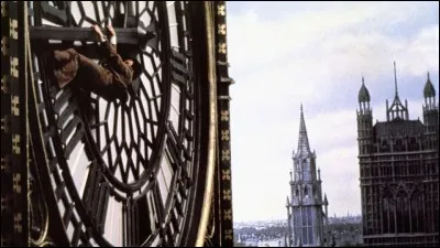Dans quel film d'Alfred Hitchcock le personnage principal est-il amené à escalader la plus célèbre horloge londonienne ?