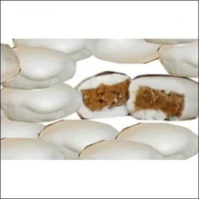 Que sont ces confiseries faites de pralinés de noisette enveloppés de meringue" ?