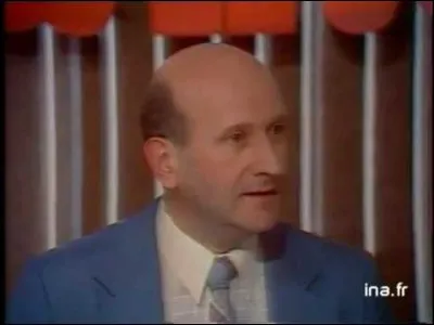 Né en 1924 dans la banlieue de Varsovie et mort en 2003, il a été, pendant la Seconde Guerre mondiale, résistant, membre actif de la section juive des FTP-MOI. Syndicaliste, il a été ensuite secrétaire général de la CGT de 1982 à 1992. C'est ...