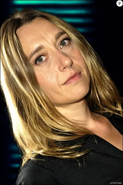 Et enfin, comment publier ce quizz sans le mode de vie "Barfly". Qui est cette femme née en 1969 ?