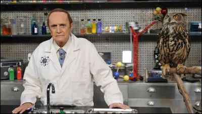 Quelle émission Sheldon a-t-il l'habitude de regarder à la télévision ?