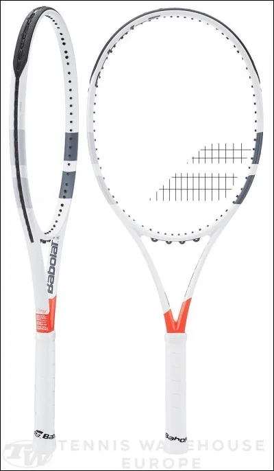 Comment s'appelle le mode de jeu avec raquette de tennis ?