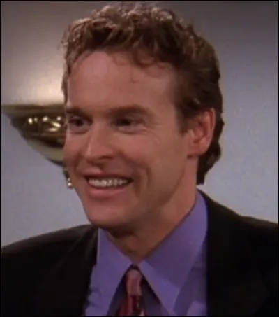 Lorsqu'elle apprend que Ross et Emily vont se marier qui Rachel demande-t-elle en mariage ?